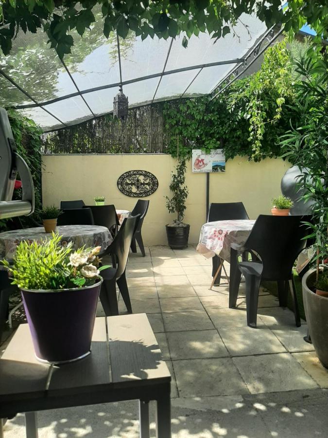 Hotel La Tour Des Fees Quissac  Εξωτερικό φωτογραφία