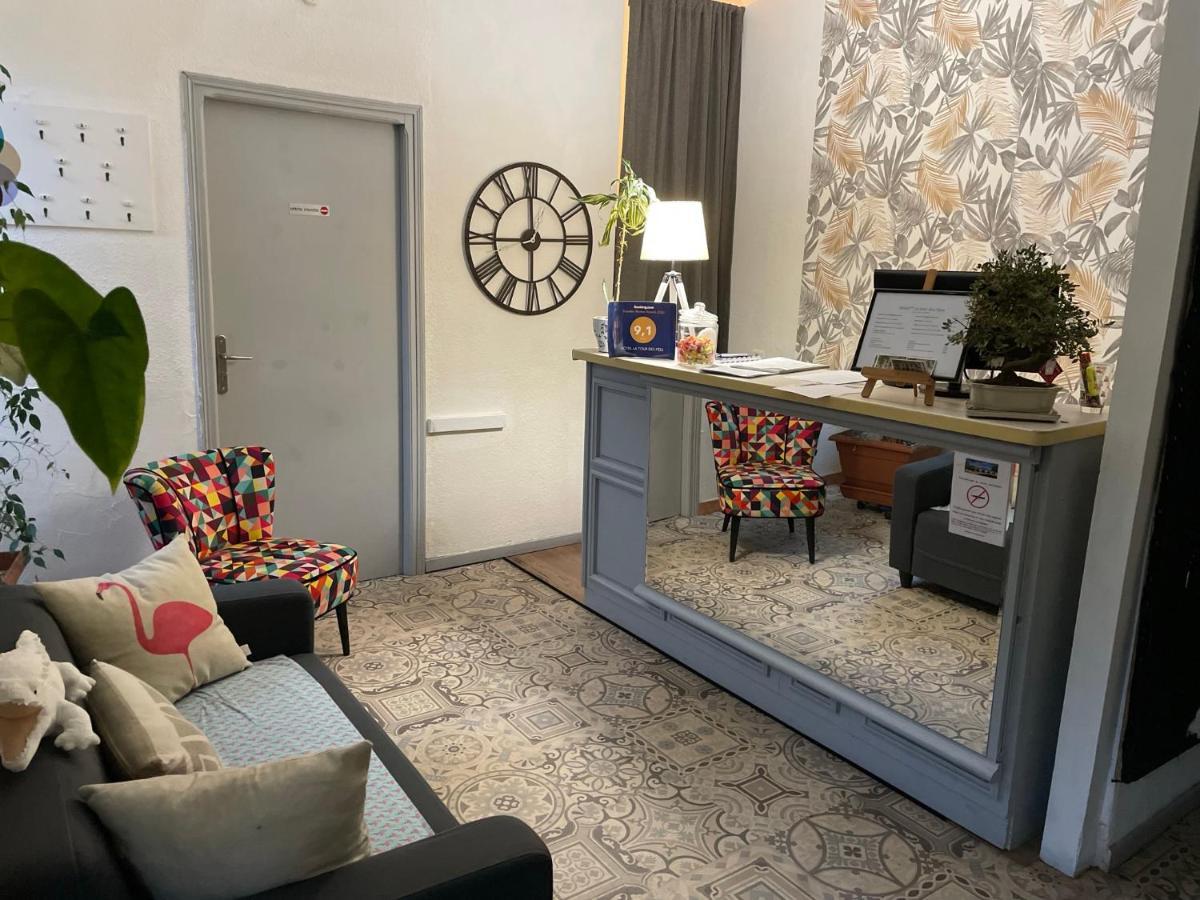 Hotel La Tour Des Fees Quissac  Εξωτερικό φωτογραφία