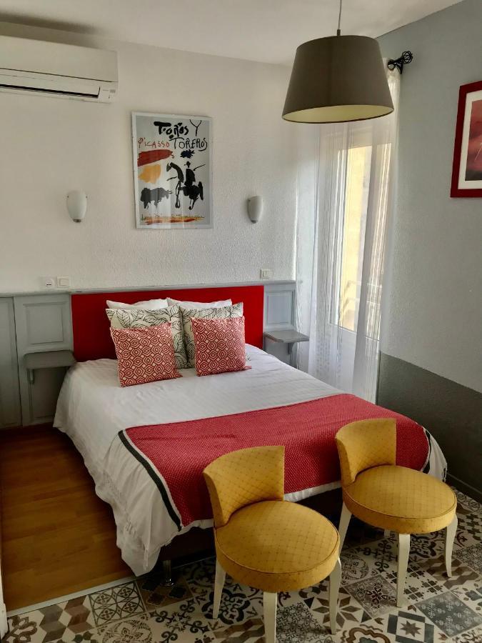 Hotel La Tour Des Fees Quissac  Εξωτερικό φωτογραφία